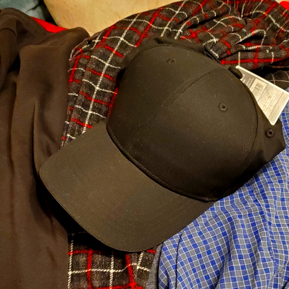 Black Baseball cap,one size fits all.